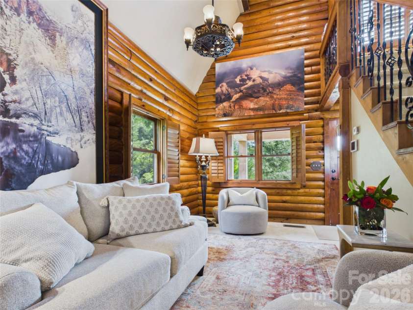 15425 Rocky River Road, Davidson, NC 28036.  MLS# CAR4382327, YatesRealty ID 27548. 2-story living room