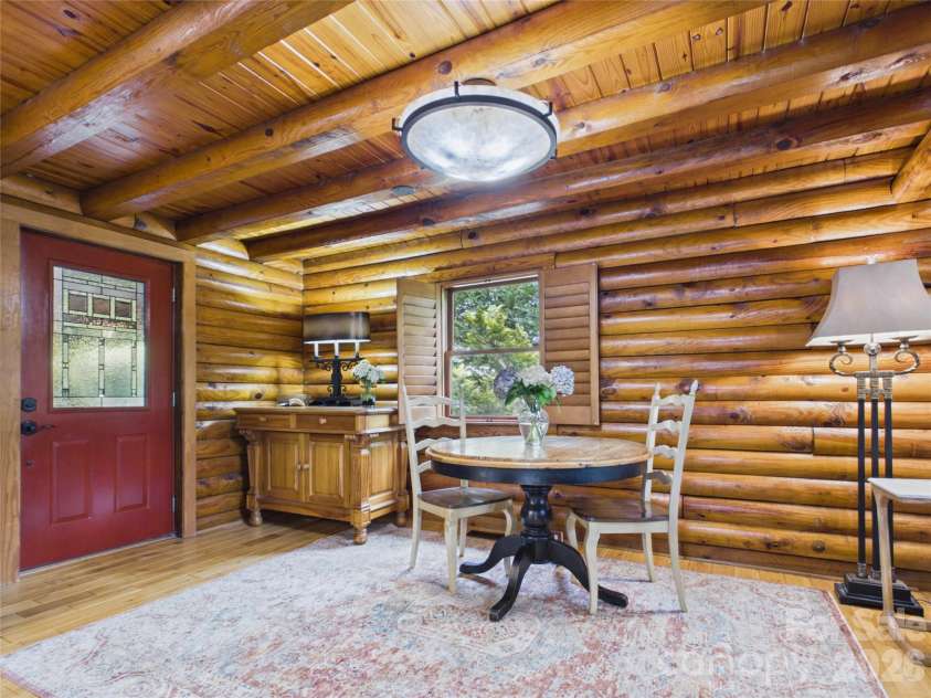 15425 Rocky River Road, Davidson, NC 28036.  MLS# CAR4382327, YatesRealty ID 27548. Dining area inside back door
