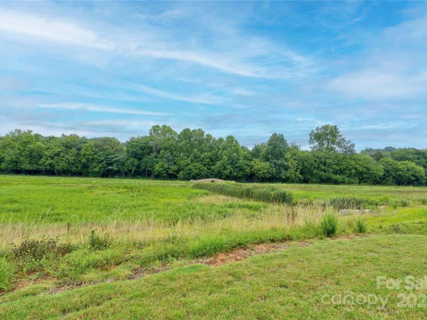 471 Lucky Drive, Concord, NC 28027.  MLS# CAR4281393, YatesRealty ID 27548. 