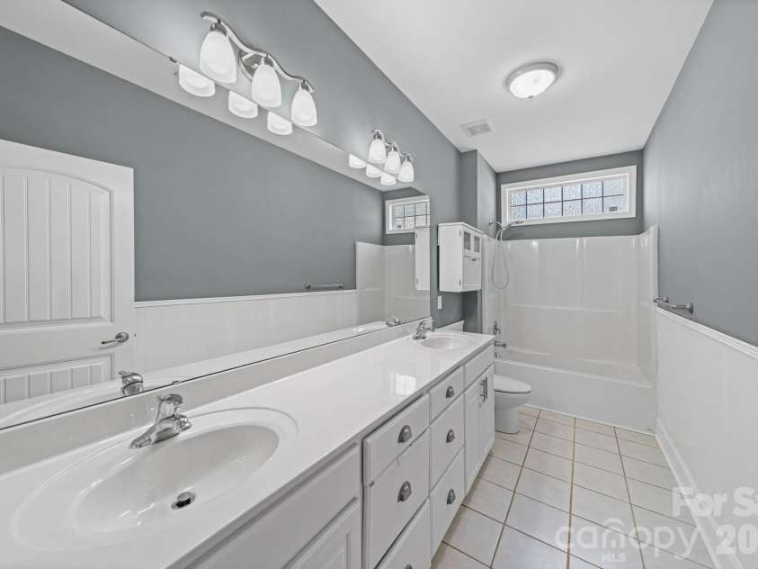 2340 Keswick Lane, Rock Hill, SC 29732.  MLS# CAR4389055, YatesRealty ID 27549. 