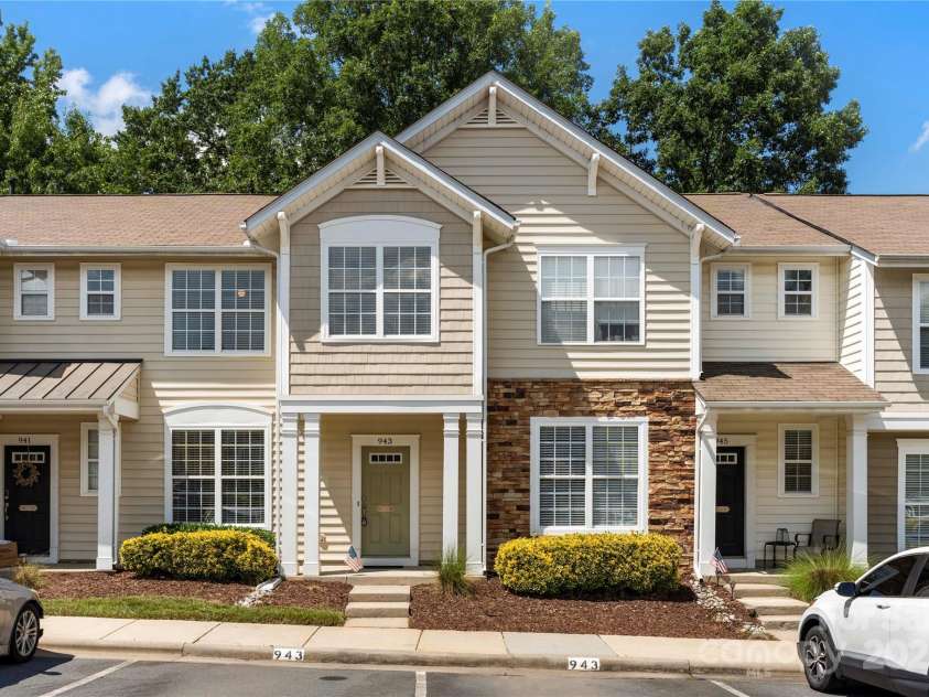 943 Copperstone Lane, Fort Mill, SC 29708.  MLS# CAR4276906, YatesRealty ID 27549. 