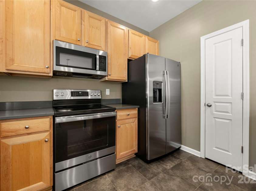 943 Copperstone Lane, Fort Mill, SC 29708.  MLS# CAR4276906, YatesRealty ID 27549. 