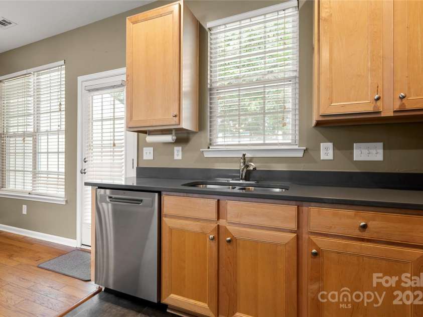 943 Copperstone Lane, Fort Mill, SC 29708.  MLS# CAR4276906, YatesRealty ID 27549. 