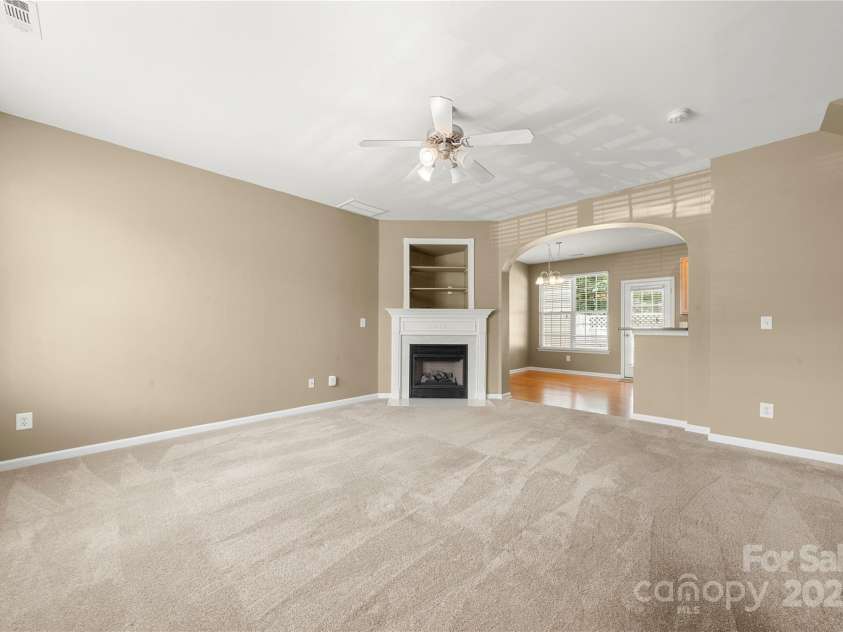 943 Copperstone Lane, Fort Mill, SC 29708.  MLS# CAR4276906, YatesRealty ID 27549. 