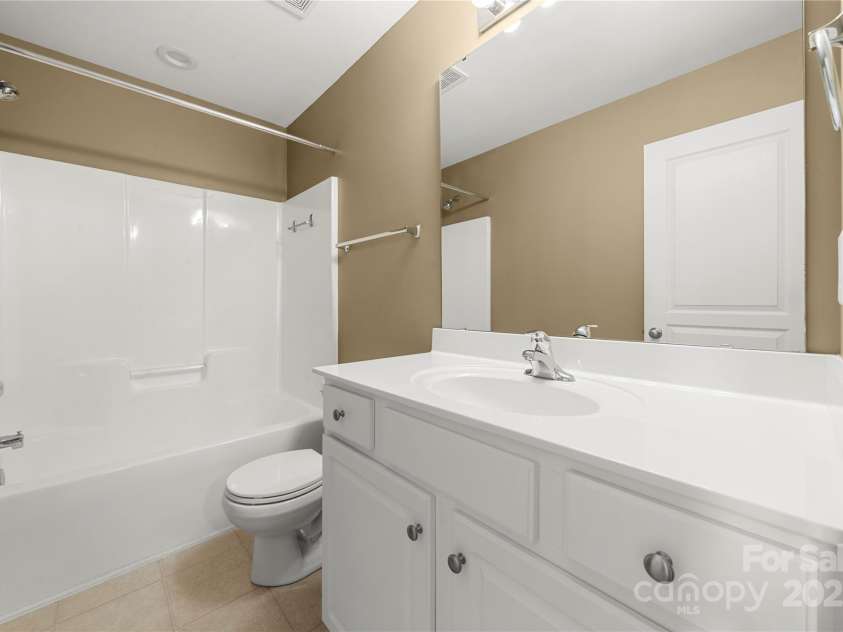 943 Copperstone Lane, Fort Mill, SC 29708.  MLS# CAR4276906, YatesRealty ID 27549. 