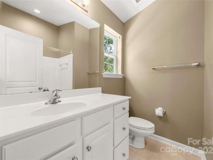 943 Copperstone Lane, Fort Mill, SC 29708.  MLS# CAR4276906, YatesRealty ID 27549. 