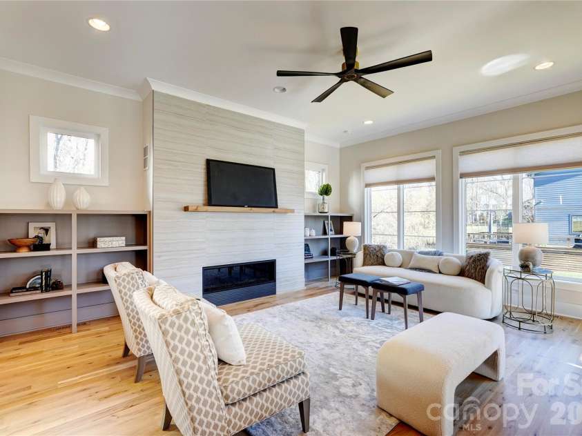 4325. Raney Way, Charlotte, NC 28205.  MLS# CAR4352215, YatesRealty ID 27550. 