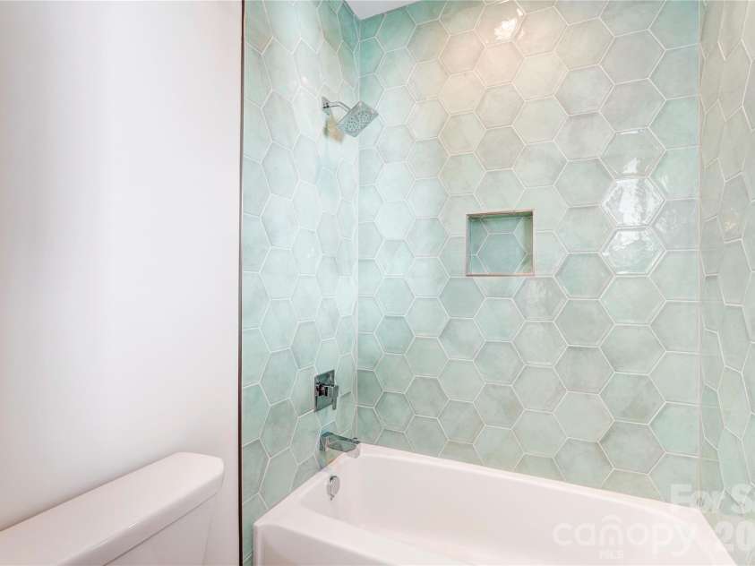 4325. Raney Way, Charlotte, NC 28205.  MLS# CAR4352215, YatesRealty ID 27550. 