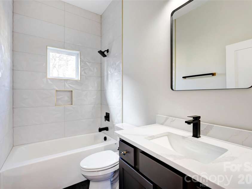 4325. Raney Way, Charlotte, NC 28205.  MLS# CAR4352215, YatesRealty ID 27550. 