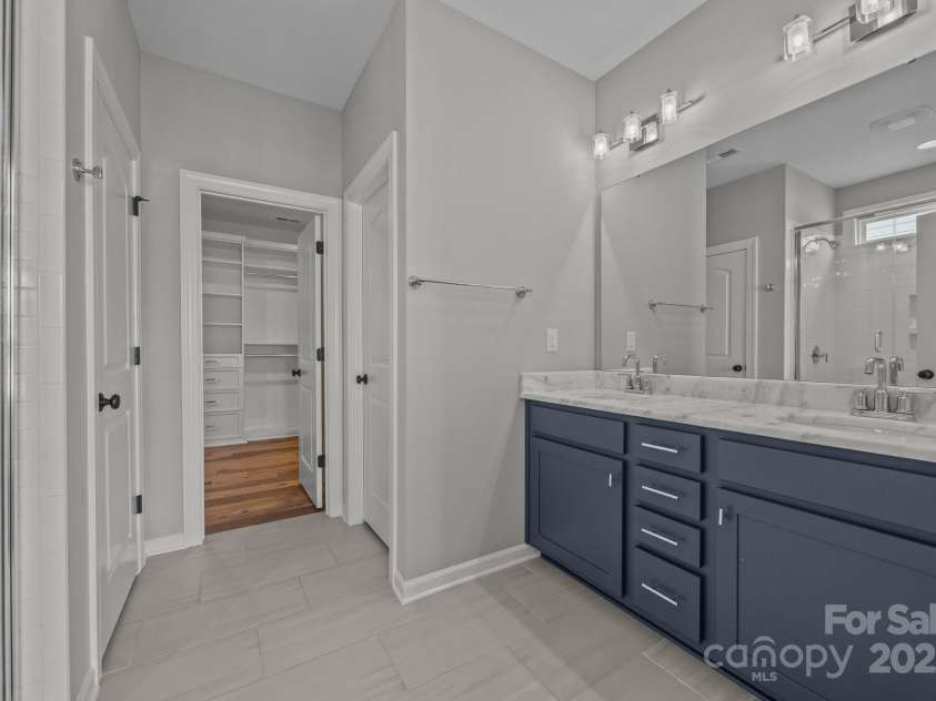 6531 Wildbrook Drive, Charlotte, NC 28269.  MLS# CAR4262621, YatesRealty ID 27550. 