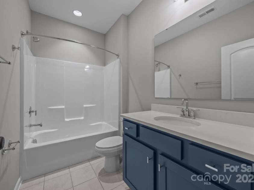 6531 Wildbrook Drive, Charlotte, NC 28269.  MLS# CAR4262621, YatesRealty ID 27550. 