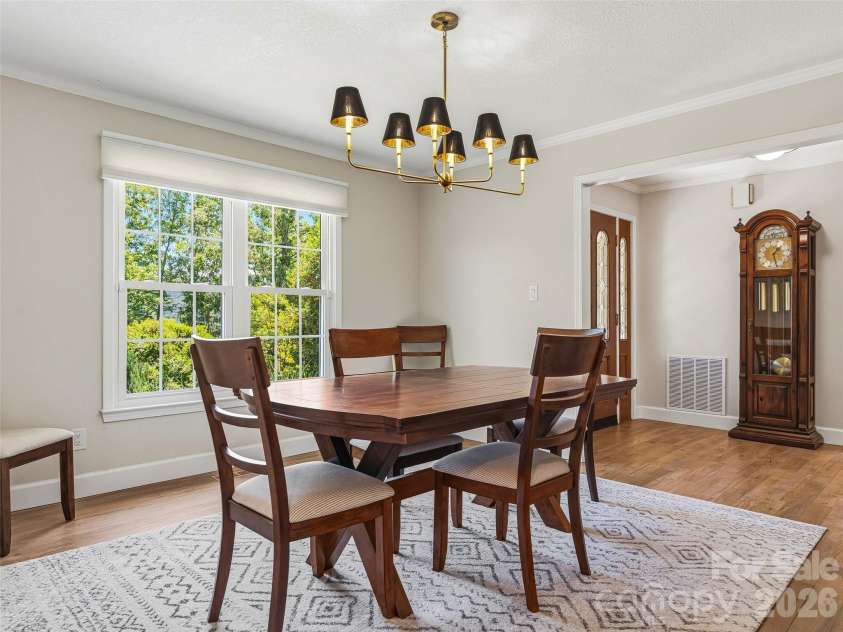 18 High Bluff Drive, Weaverville, NC 28787.  MLS# CAR4384684, YatesRealty ID 27552. 