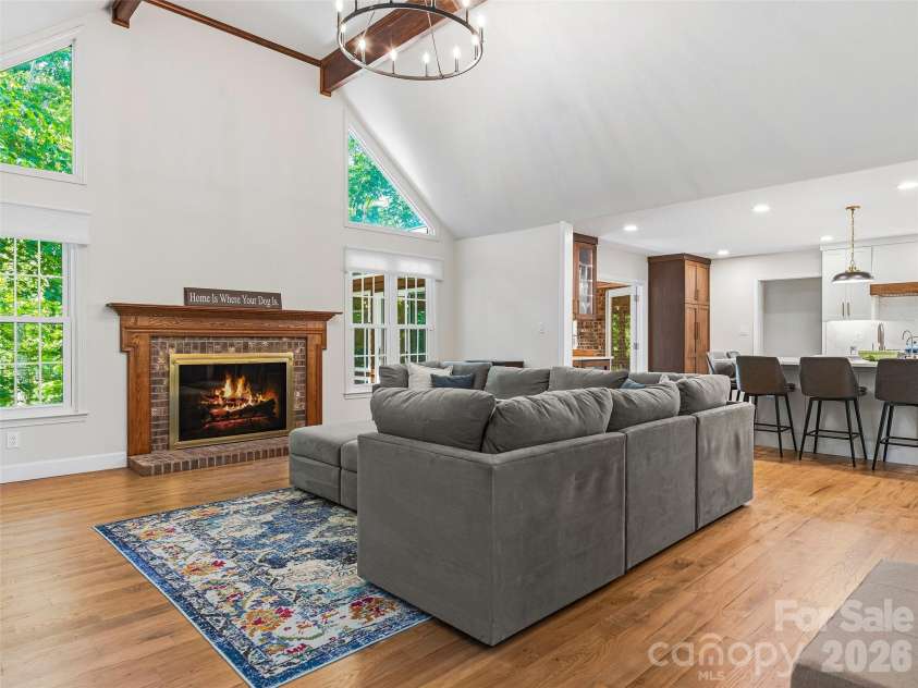 18 High Bluff Drive, Weaverville, NC 28787.  MLS# CAR4384684, YatesRealty ID 27552. 