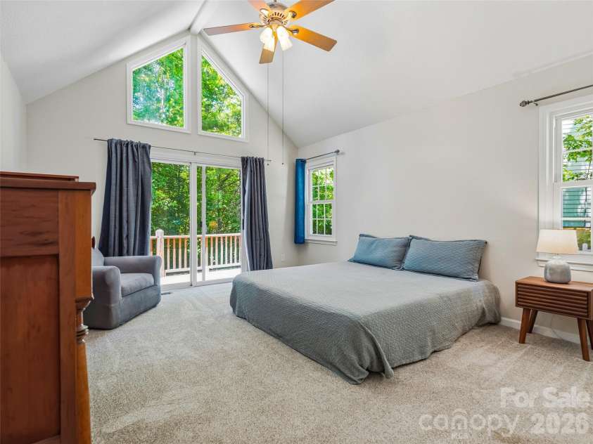 18 High Bluff Drive, Weaverville, NC 28787.  MLS# CAR4384684, YatesRealty ID 27552. 