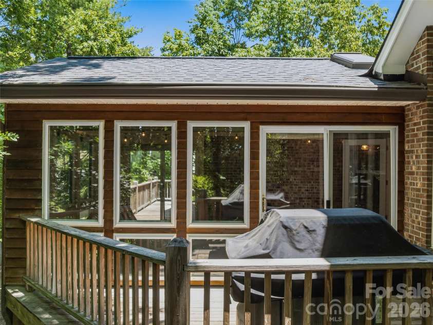 18 High Bluff Drive, Weaverville, NC 28787.  MLS# CAR4384684, YatesRealty ID 27552. 