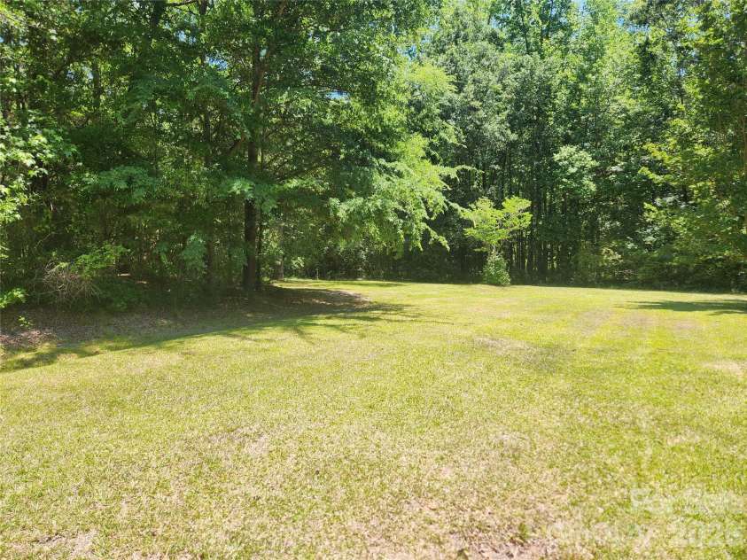 2333 Lynwood Drive, Lancaster, SC 29720.  MLS# CAR4383671, YatesRealty ID 27553. 