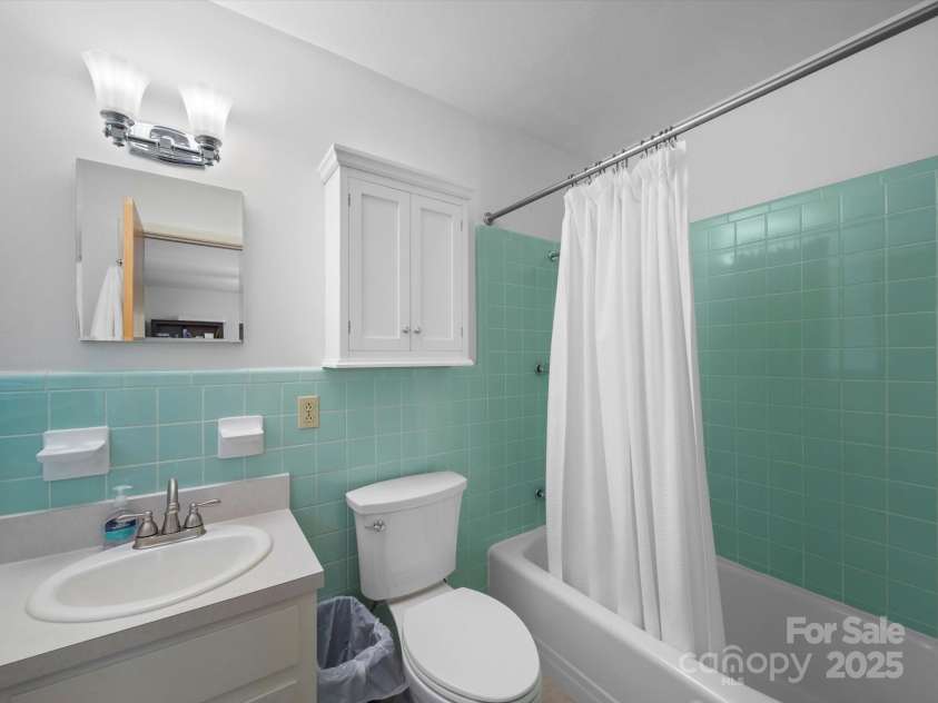 312 Garrison Drive, Albemarle, NC 28001.  MLS# CAR4278384, YatesRealty ID 27554. 