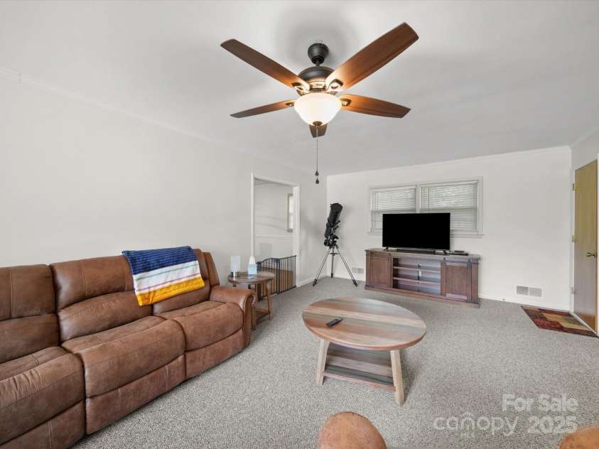 312 Garrison Drive, Albemarle, NC 28001.  MLS# CAR4278384, YatesRealty ID 27554. 