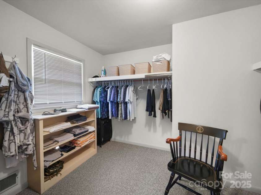 312 Garrison Drive, Albemarle, NC 28001.  MLS# CAR4278384, YatesRealty ID 27554. 