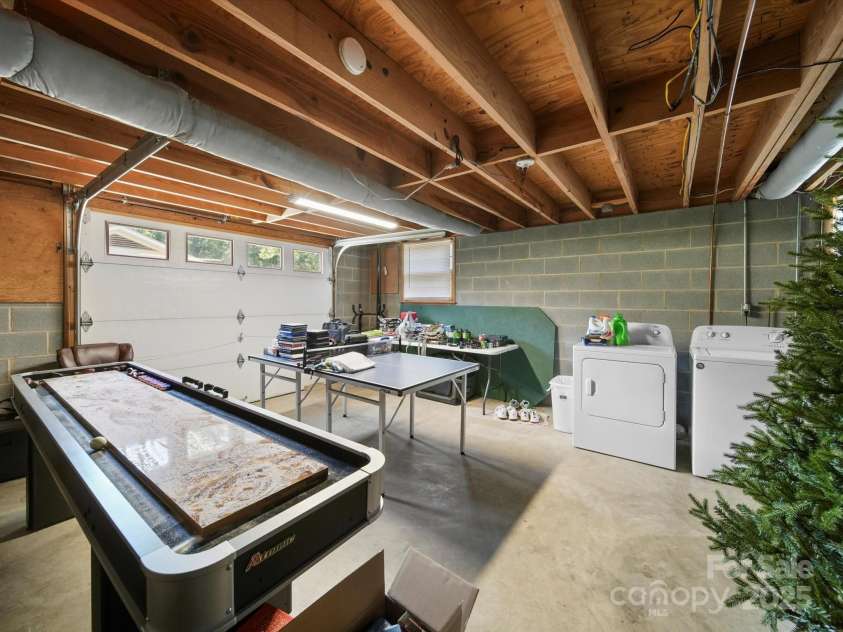 312 Garrison Drive, Albemarle, NC 28001.  MLS# CAR4278384, YatesRealty ID 27554. 