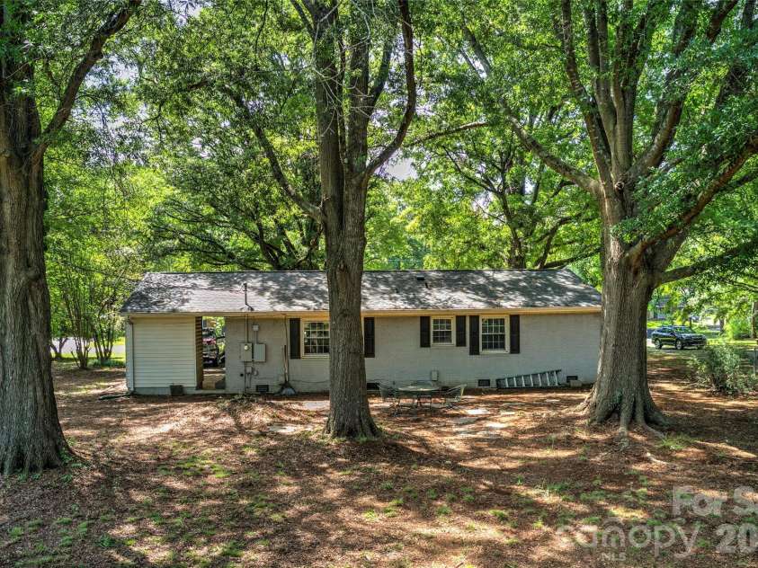 2515 Carroll Street, Monroe, NC 28110.  MLS# CAR4387427, YatesRealty ID 27555. 