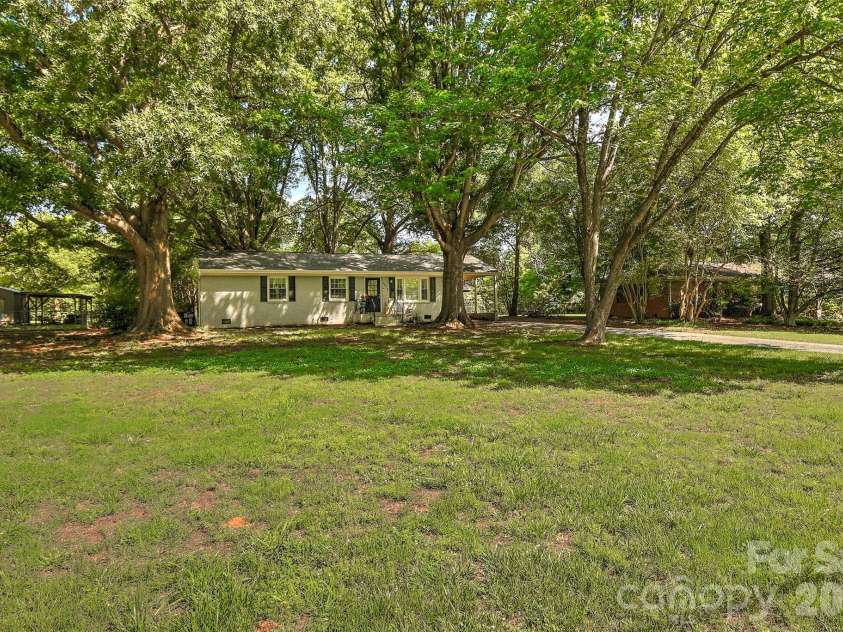 2515 Carroll Street, Monroe, NC 28110.  MLS# CAR4387427, YatesRealty ID 27555. 