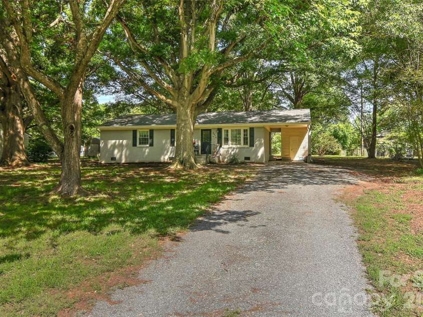 2515 Carroll Street, Monroe, NC 28110.  MLS# CAR4387427, YatesRealty ID 27555. 