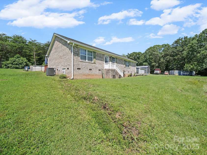 26673 Burleson Road, Albemarle, NC 28001.  MLS# CAR4278185, YatesRealty ID 27555. 