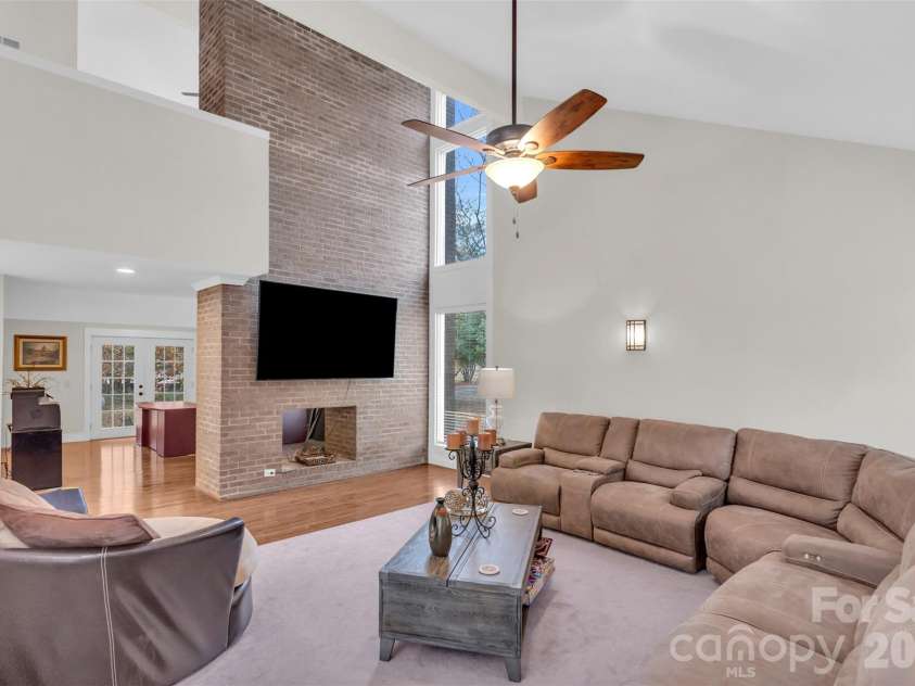 1021 Parkwood Drive, Leland, NC 28451.  MLS# CAR4388129, YatesRealty ID 27556. 