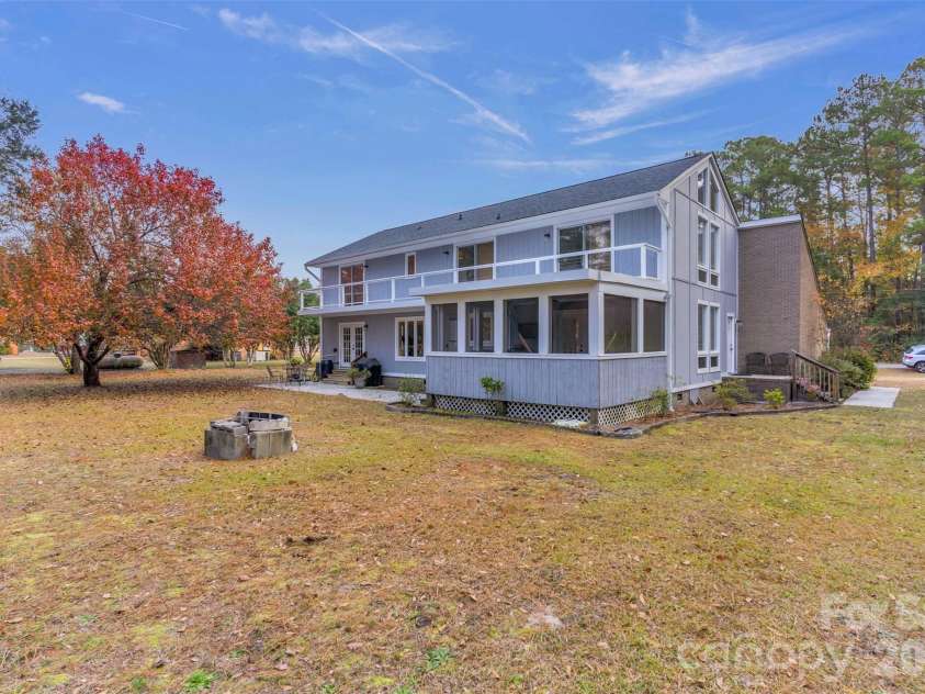 1021 Parkwood Drive, Leland, NC 28451.  MLS# CAR4388129, YatesRealty ID 27556. 