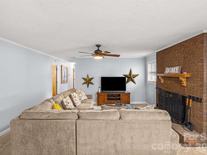 2430 Old Cedarwood Drive, Concord, NC 28027.  MLS# CAR4380916, YatesRealty ID 27558. 