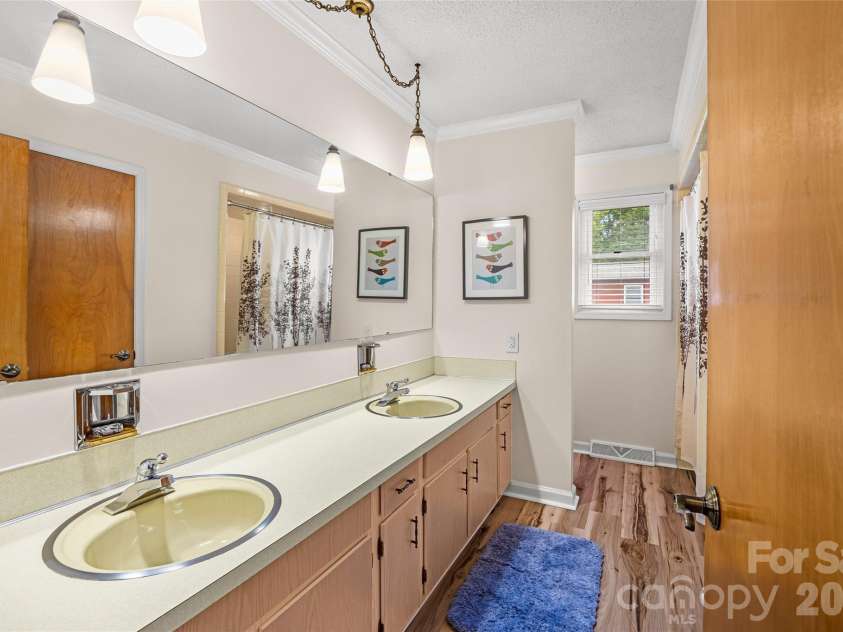 2430 Old Cedarwood Drive, Concord, NC 28027.  MLS# CAR4380916, YatesRealty ID 27558. 