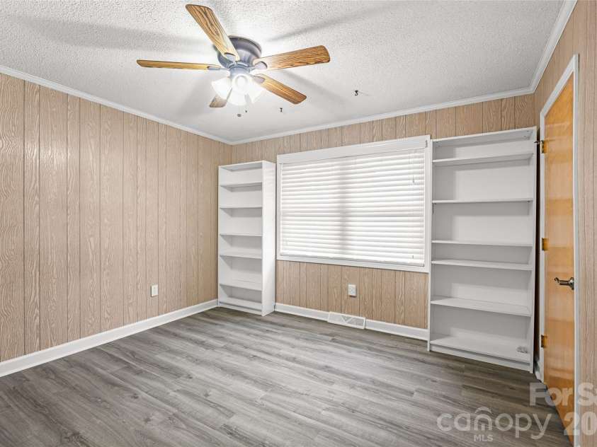 2430 Old Cedarwood Drive, Concord, NC 28027.  MLS# CAR4380916, YatesRealty ID 27558. 