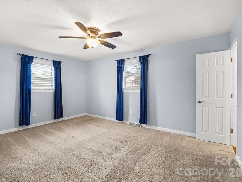 2430 Old Cedarwood Drive, Concord, NC 28027.  MLS# CAR4380916, YatesRealty ID 27558. 