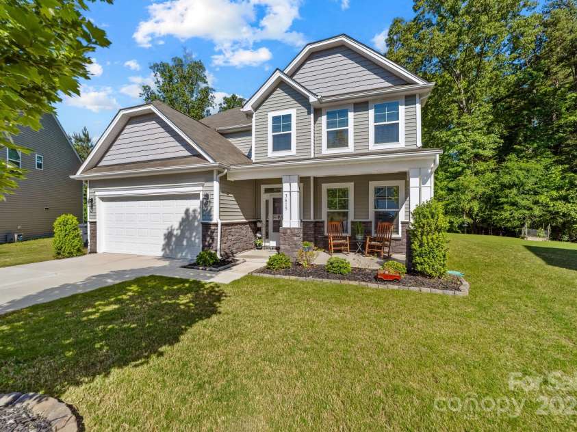 3615 Alamito Lane, Charlotte, NC 28214.  MLS# CAR4255888, YatesRealty ID 27559. 