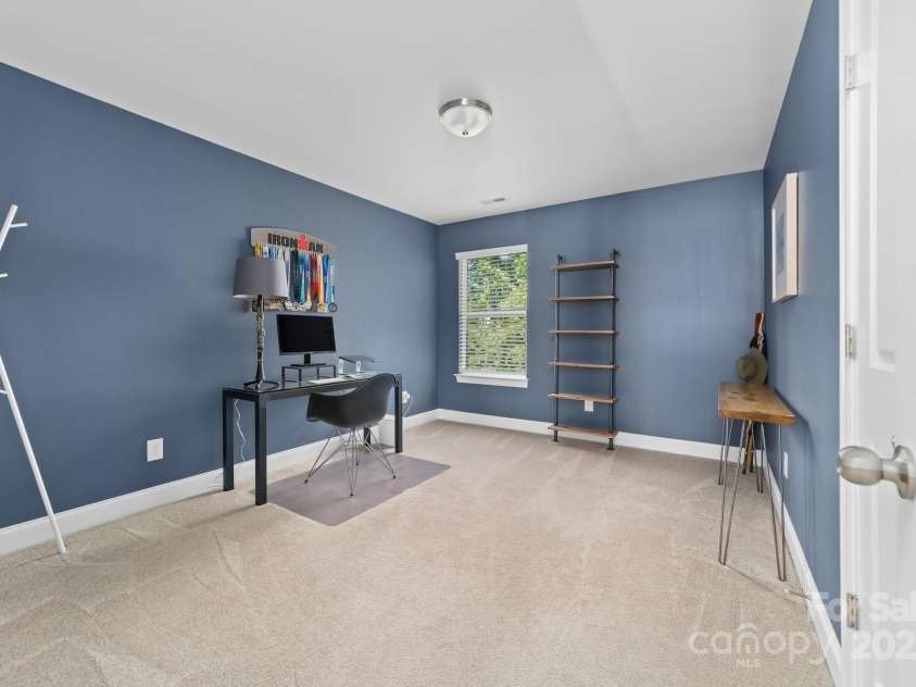 3615 Alamito Lane, Charlotte, NC 28214.  MLS# CAR4255888, YatesRealty ID 27559. 
