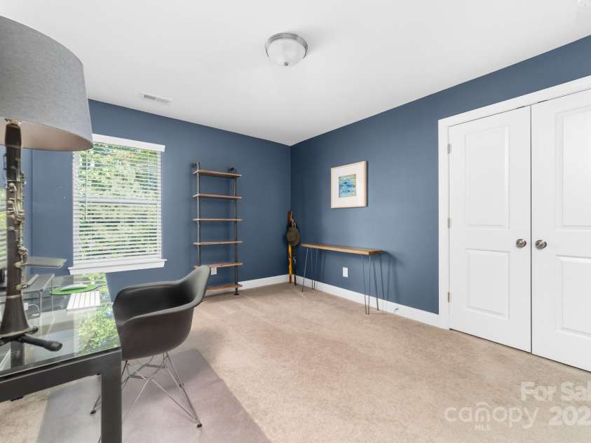 3615 Alamito Lane, Charlotte, NC 28214.  MLS# CAR4255888, YatesRealty ID 27559. 