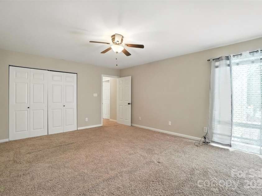 7807 Hummingbird Lane, Charlotte, NC 28212.  MLS# CAR4281117, YatesRealty ID 27560. 