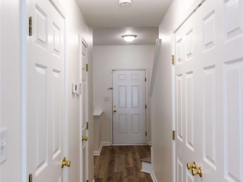 8224 Shinkansen Drive, Charlotte, NC 28213.  MLS# CAR4369942, YatesRealty ID 27560. 