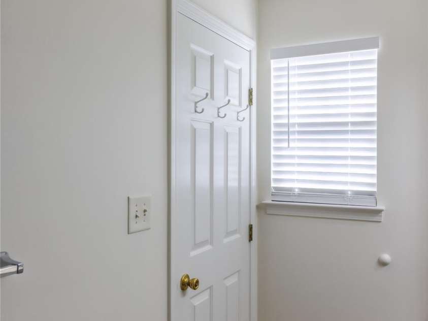 8224 Shinkansen Drive, Charlotte, NC 28213.  MLS# CAR4369942, YatesRealty ID 27560. 