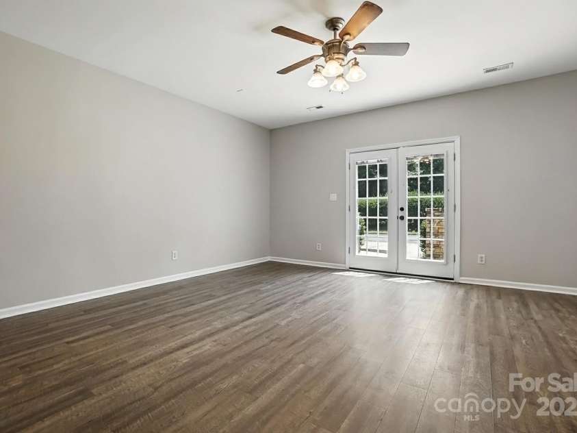11331 Dundarrach Lane, Charlotte, NC 28277.  MLS# CAR4281391, YatesRealty ID 27561. 