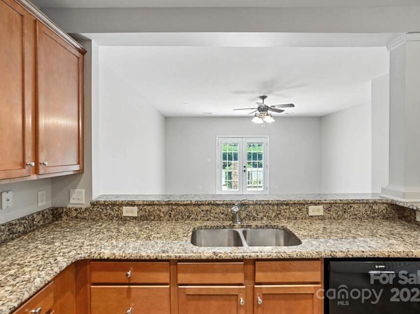 11331 Dundarrach Lane, Charlotte, NC 28277.  MLS# CAR4281391, YatesRealty ID 27561. 