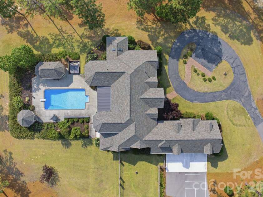 1519 Nc Hwy 73 Highway, West End, NC 27376.  MLS# CAR4388913, YatesRealty ID 27561. 