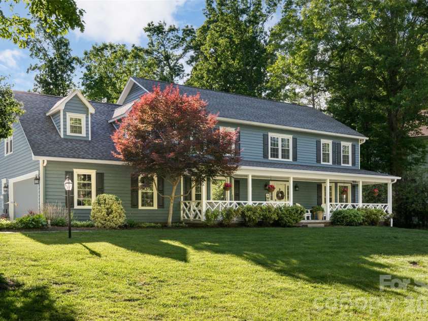 43 Tree Top Drive, Arden, NC 28704.  MLS# CAR4380367, YatesRealty ID 27562. 