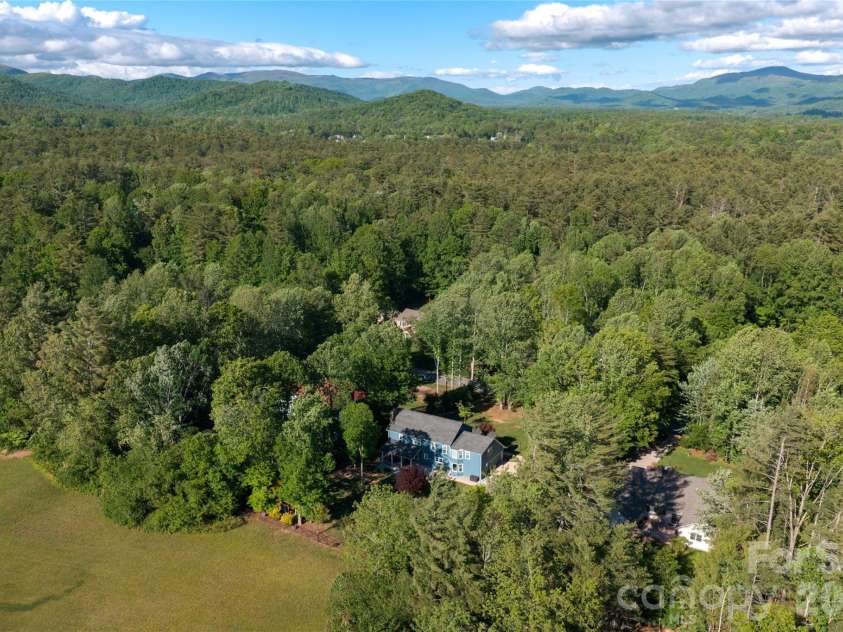 43 Tree Top Drive, Arden, NC 28704.  MLS# CAR4380367, YatesRealty ID 27562. 