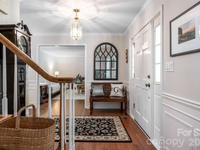 43 Tree Top Drive, Arden, NC 28704.  MLS# CAR4380367, YatesRealty ID 27562. 