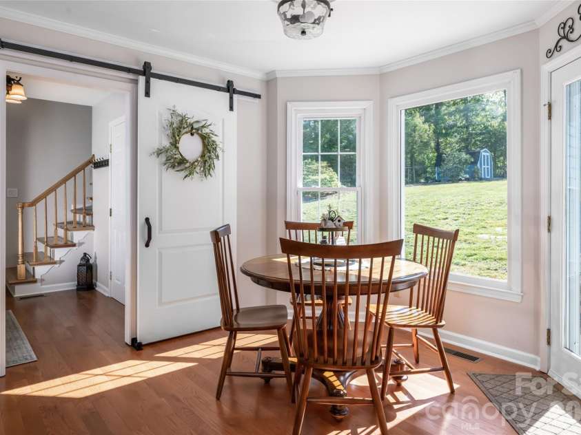 43 Tree Top Drive, Arden, NC 28704.  MLS# CAR4380367, YatesRealty ID 27562. 