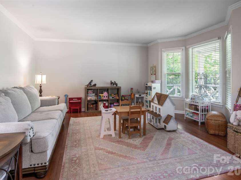 43 Tree Top Drive, Arden, NC 28704.  MLS# CAR4380367, YatesRealty ID 27562. 