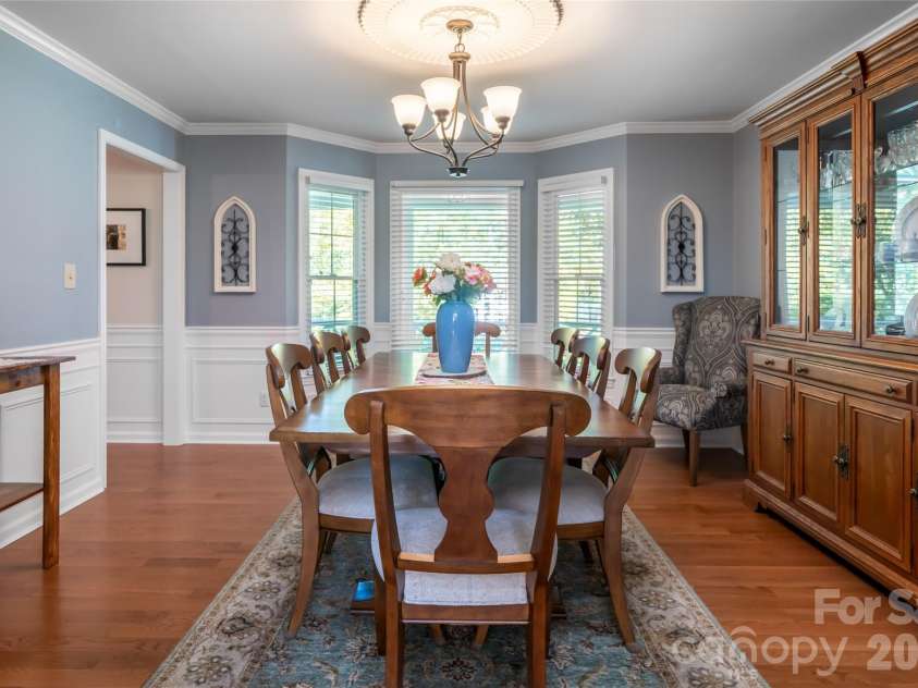 43 Tree Top Drive, Arden, NC 28704.  MLS# CAR4380367, YatesRealty ID 27562. 