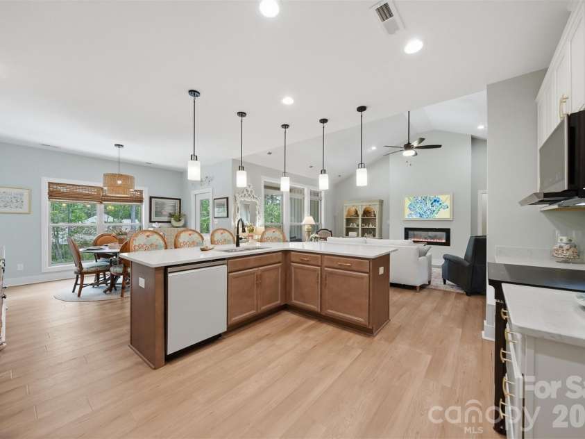 111 Lakefront Drive, Connelly Springs, NC 28612.  MLS# CAR4382990, YatesRealty ID 27563. 